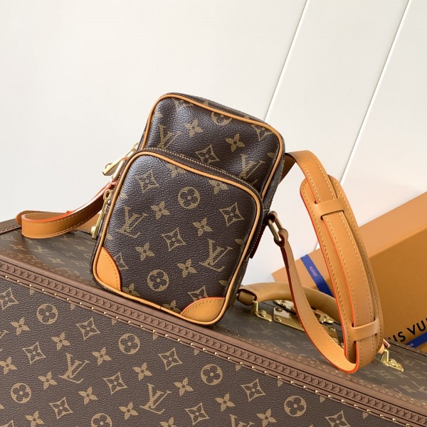 「#20069」Louis Vuitton Bags; Chip  M14014 ( 13.5 x 20.0 x 8.0 cm