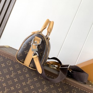 「#20071」Louis Vuitton Bags; Chip  M12609 ( 25.0 x 15.0 x 11.0 cm