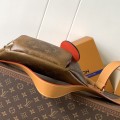 「#20075」Louis Vuitton Bags; Chip  M11539 ( 30.0 x 15.0 x 8.0 cm