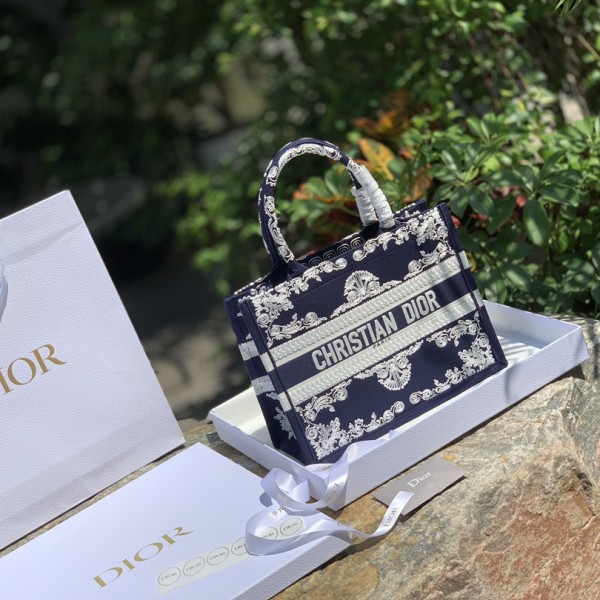 「#22516」Dior Bags  (36.5x28x17.5cm