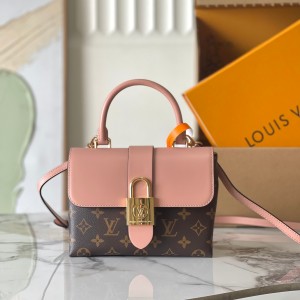 「#20104」Louis Vuitton Bags; Chip  M44080 ( 20 x 16 x 7.5 cm