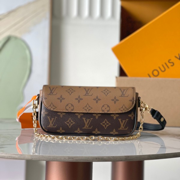 「#20110」Louis Vuitton Bags; Chip  M26587 ( 23.5 x 12 x 4.3 cm