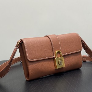 「#20132」Louis Vuitton Bags;  M12147 ( 13 x 3.5 x 22 cm