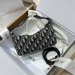 「#22581」Dior Bags  (21×18×5cm