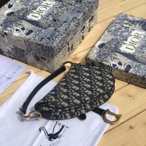 「#22585」Dior Bags  (25×20×6.5cm