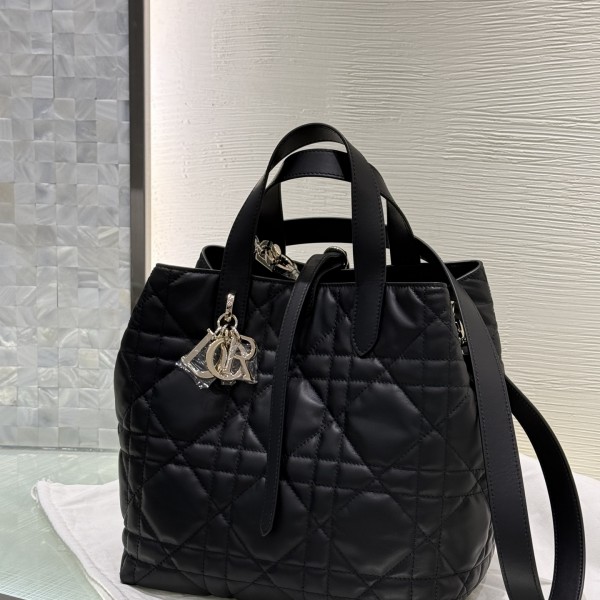 「#22601」Dior Bags  (16×18×12cm