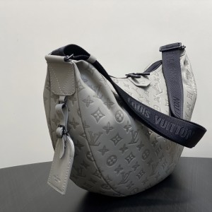 「#20201」Louis Vuitton Bags; M24468  (19 x 10 x 39 cm