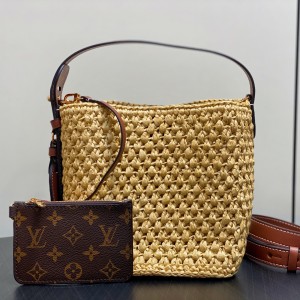 「#20205」Louis Vuitton Bags; M14217  (18 x 12 x 16 cm