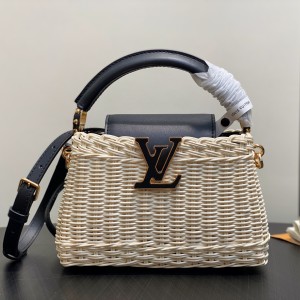 「#20216」Louis Vuitton Bags; M26005  (21 ×8 × 14 cm