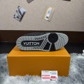「#100」LOUIS VUITTON Trainer