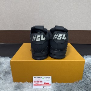 「#100」LOUIS VUITTON Trainer 