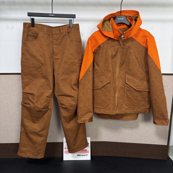 「#10」Louis Vuitton Clothing Set