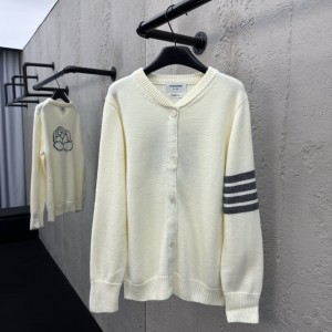 「#3098」THOM BRKWNE sweater