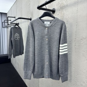 「#3099」THOM BRKWNE sweater