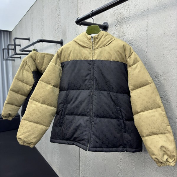 「#2880」Gucci jacket; down/puffer jacket