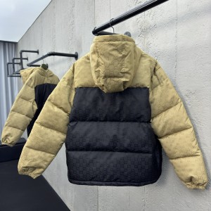 「#2880」Gucci jacket; down/puffer jacket