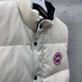 「#4600」Canada goose jacket；down/puff jacket