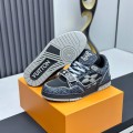 「#370」LOUIS VUITTON Trainer