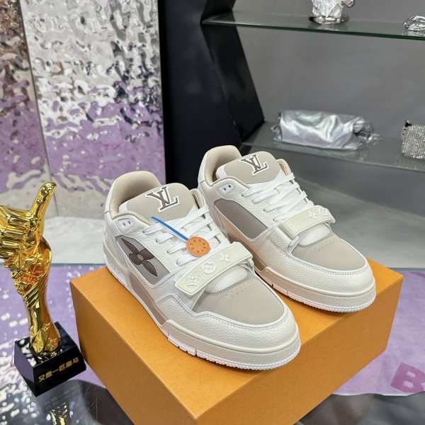 「#249」LOUIS VUITTON Trainer