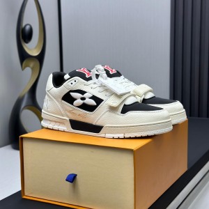 「#251」LOUIS VUITTON Trainer