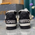 「#132」LOUIS VUITTON Trainer
